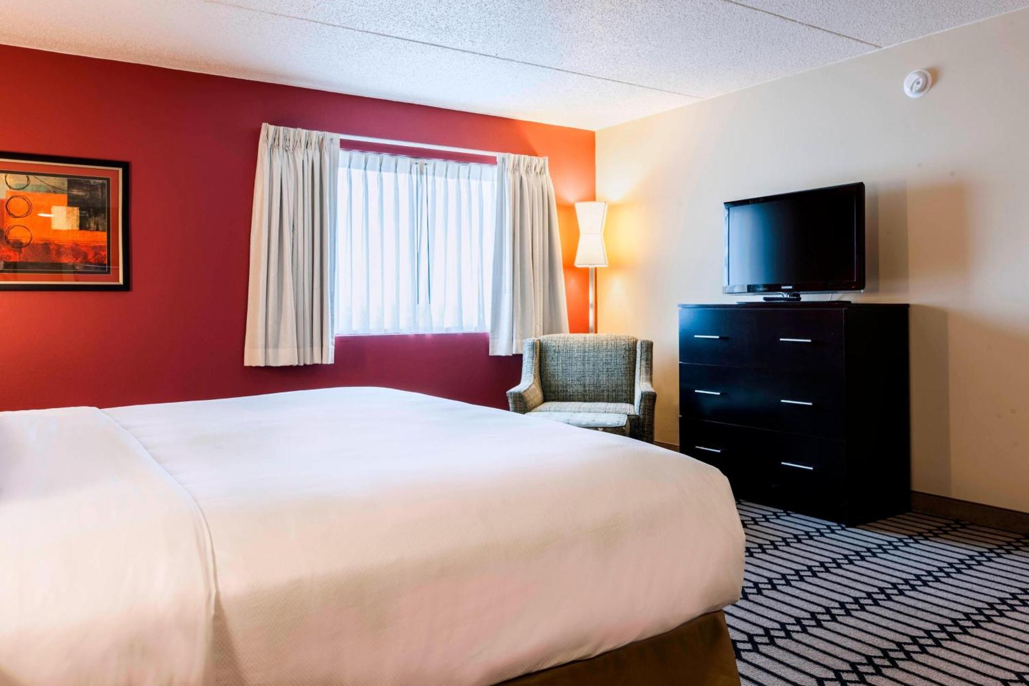 Delta Hotels By Marriott Fargo Exterior photo